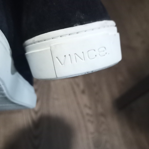 VINCE Black Rabbit Fur Suede High Top Boots Sneaker 8.5 9.5 **Mismatch** - Picture 5 of 8